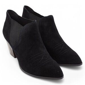 Bella Vita Womens Emilia Western-Inspired Shootie Ankle Boot